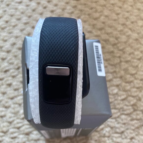 Garmin VIVOFIT 4 - Picture 2 of 9